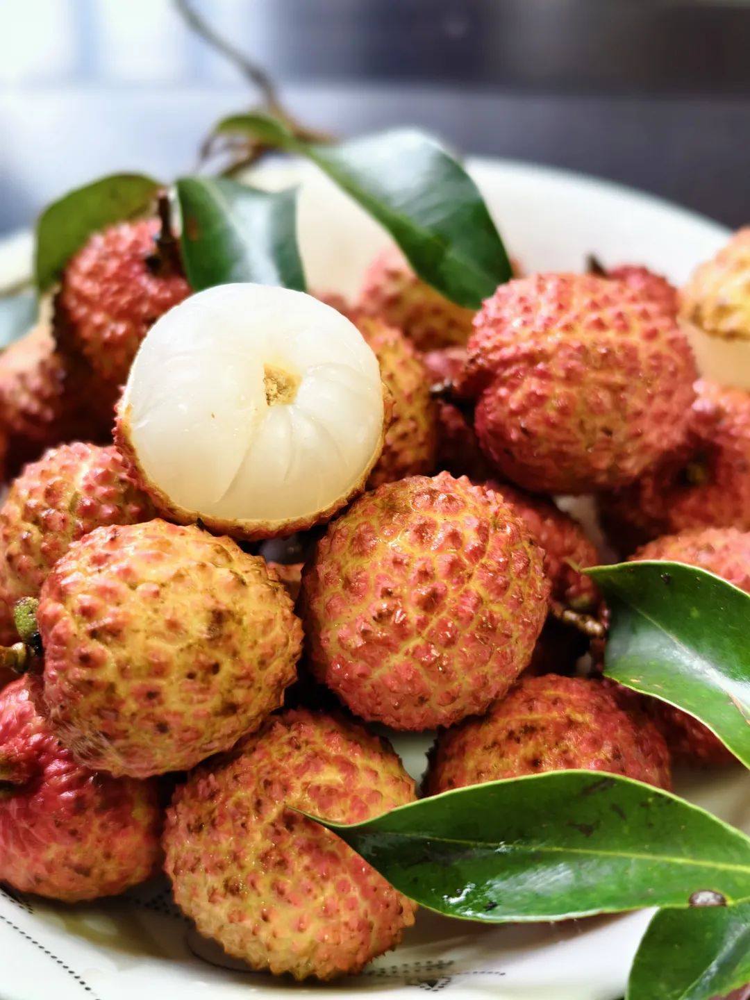 爱妃~吃荔枝吗？“贵妃同款” 补阳果！一天到底能吃几颗？